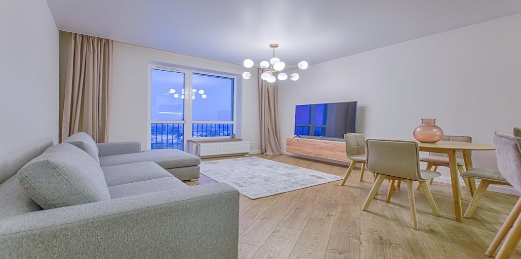 תורן בלב השחר